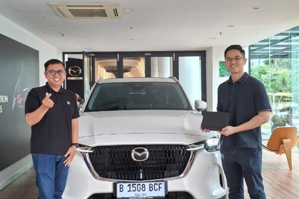 Customer Mazda